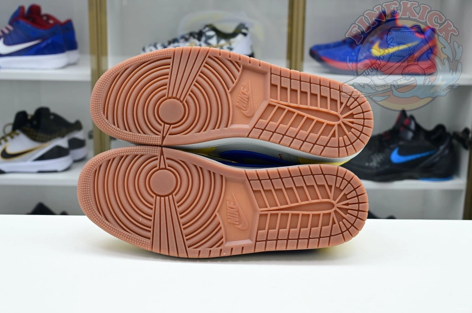 Canary Scott Air x Jordan Jordan 1Low Travis 0205